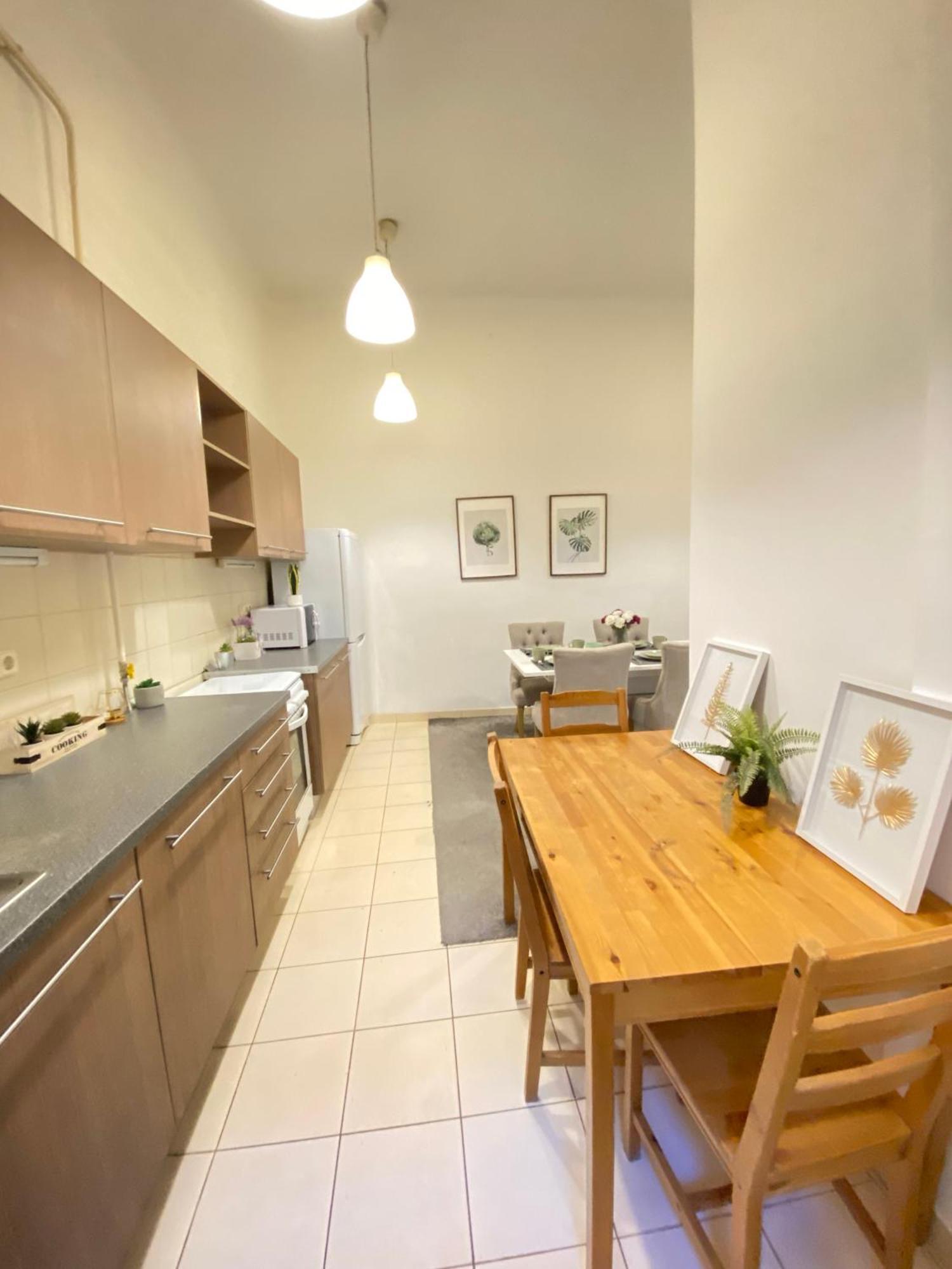 Sziv Apartment - Modern And Comfortable Budapest Eksteriør billede